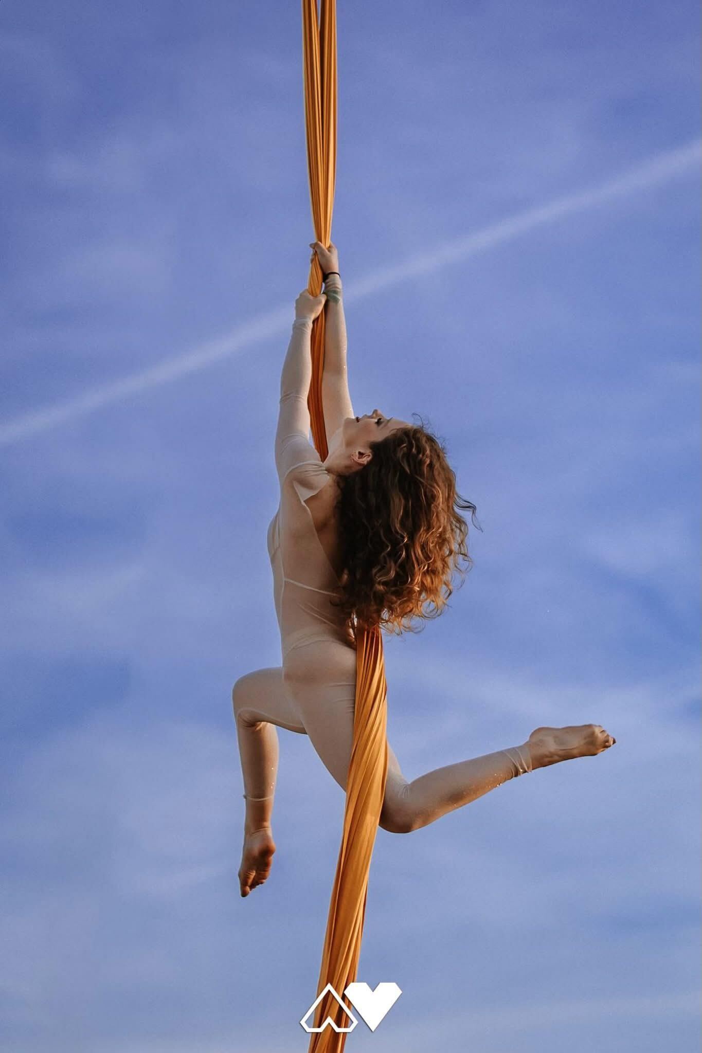 tempole-aperyshow-2025-6